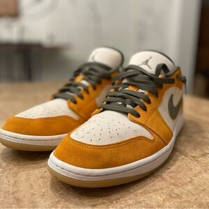 Nike Jordan 1 Low SE Ceramic